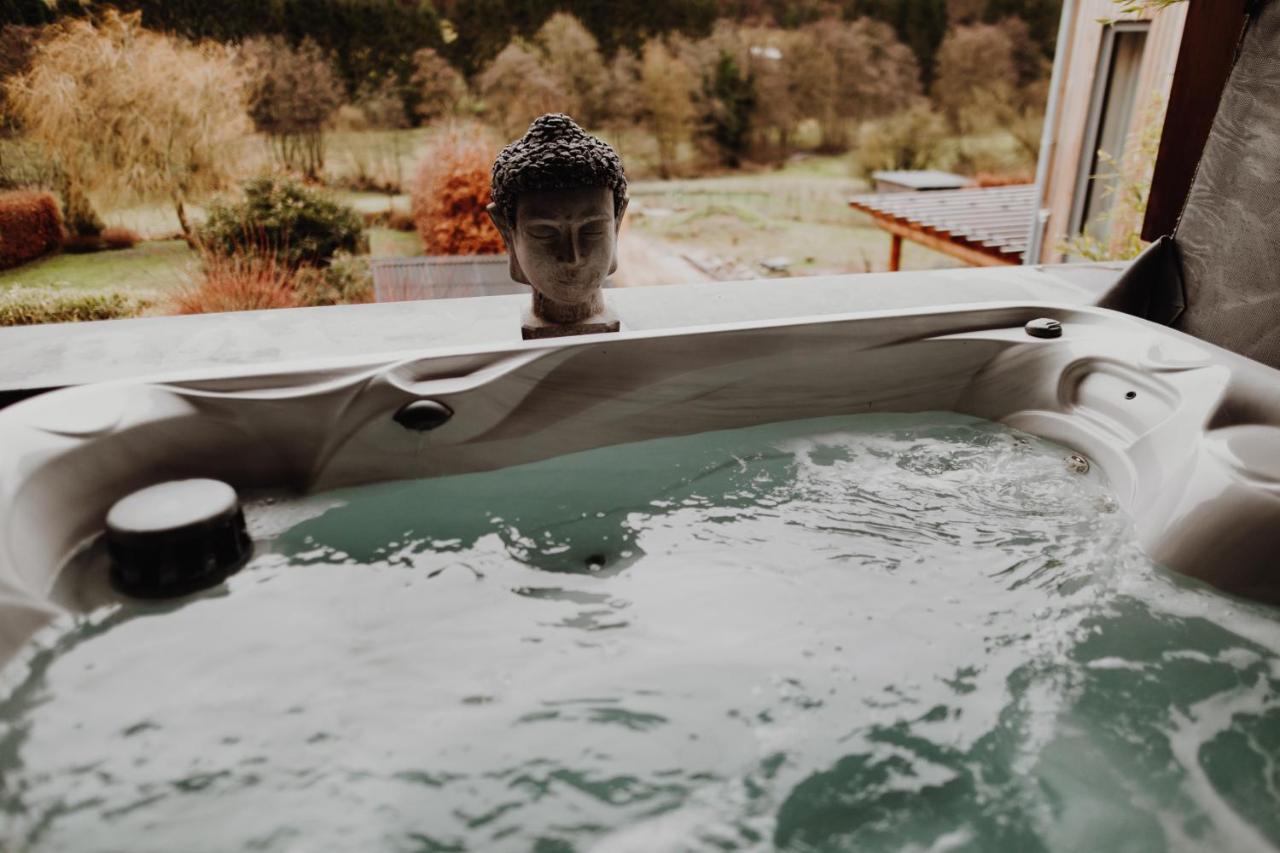 At Home - Jacuzzi Privatif Gesves Екстериор снимка